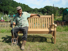 Load image into Gallery viewer, Kenilworth Memorial Bench 5ft in FSC Certified Teak wood